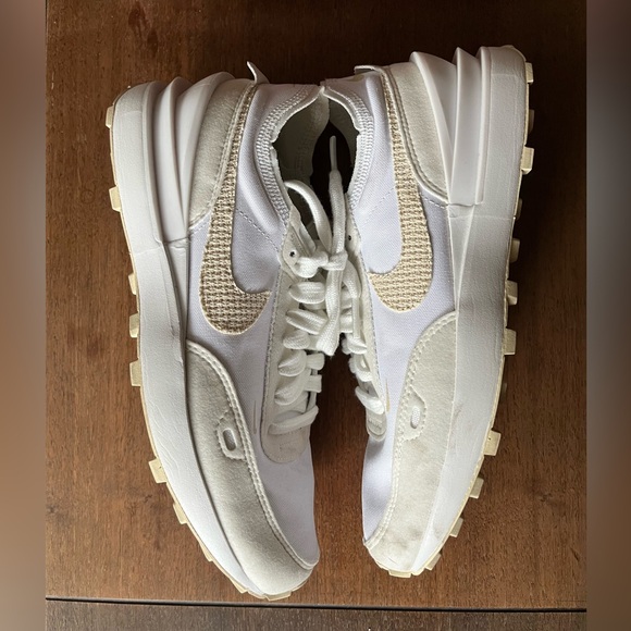 EUC Nike Waffle One Swoosh tennis shoes, off white sneakers, size 8 - Picture 5 of 7